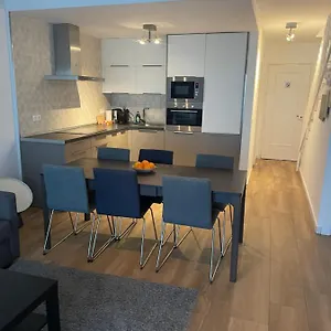 Buena Vista Apartment, 3 Bedrooms Apartment Sitio de Calahonda
